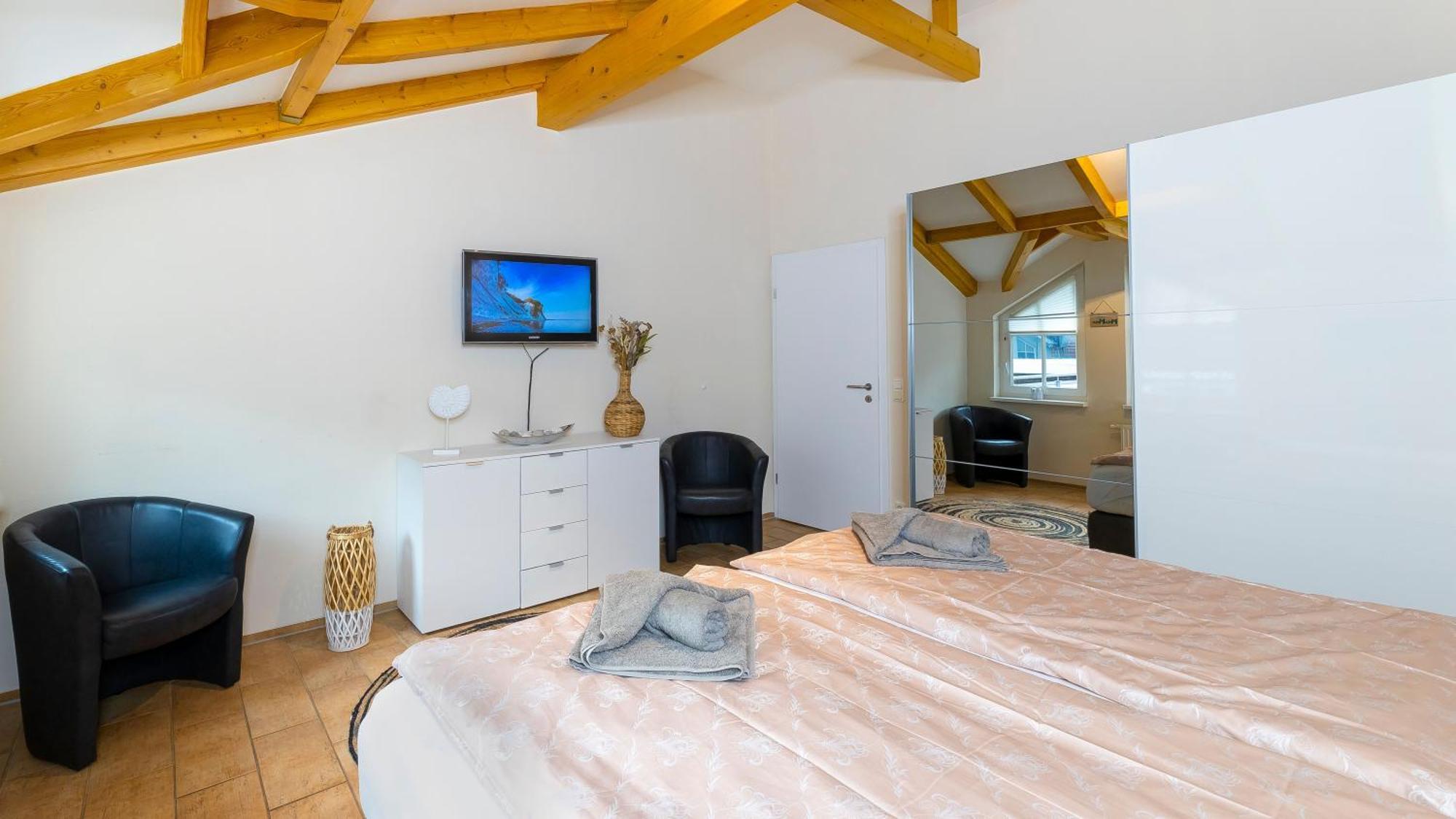 Haus Seeblick Mit 9 Wohnungen Alt Reddevitz Екстер'єр фото